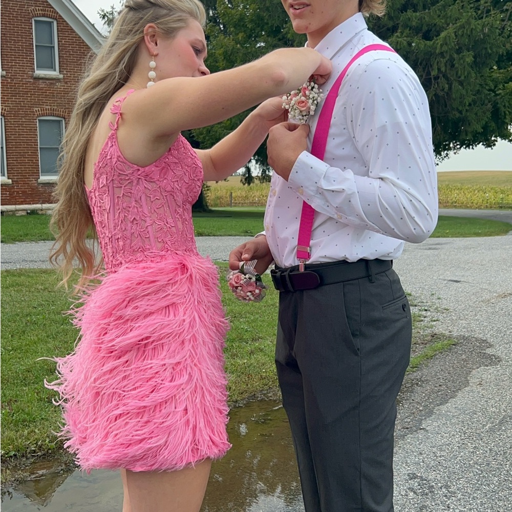 Sherri Hill homecoming dress Pink with Feathers - Picture 3 of 3
